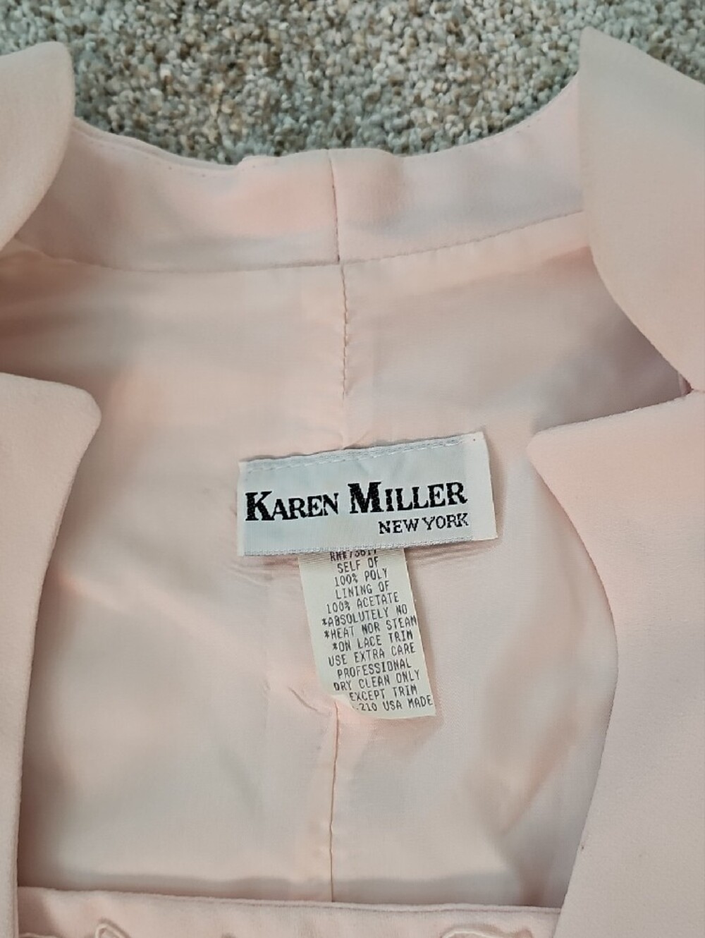 Karen Millen Light Pink Tailored Blazer, Skirt & Beaded Camisol Formal Suit Set - Picture 12 of 13